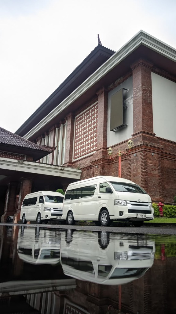 Armada Wijaya Trans